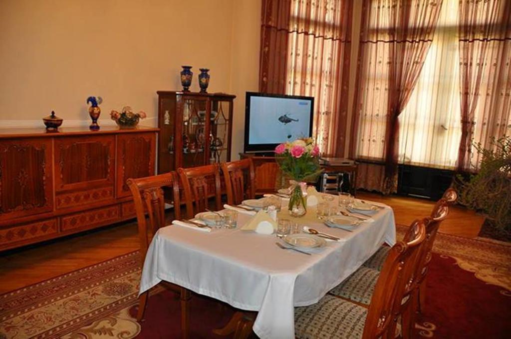 Hotel Samarkand Safar Esterno foto